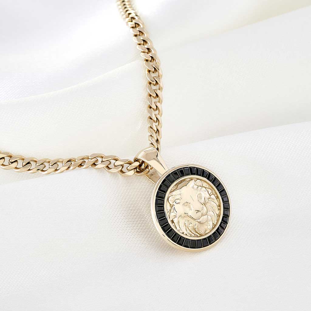 Medalla León Gemas Negras